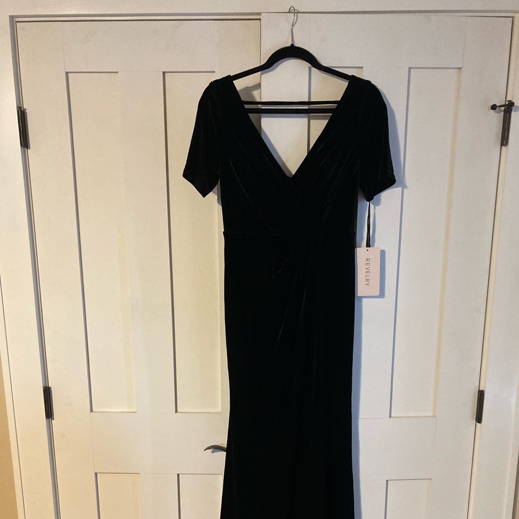 Nwt Revelry Giselle Dress, Size 4, Black